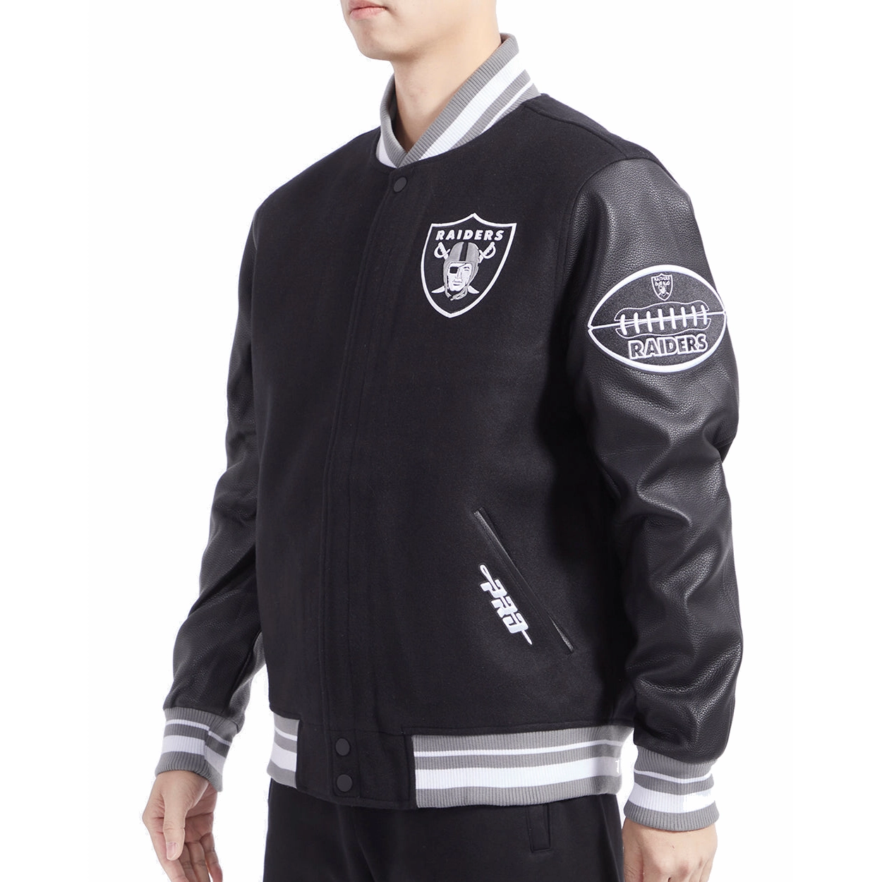 Las Vegas Raiders Old English Wool & Leather Varsity Jacket - Black - Image 2