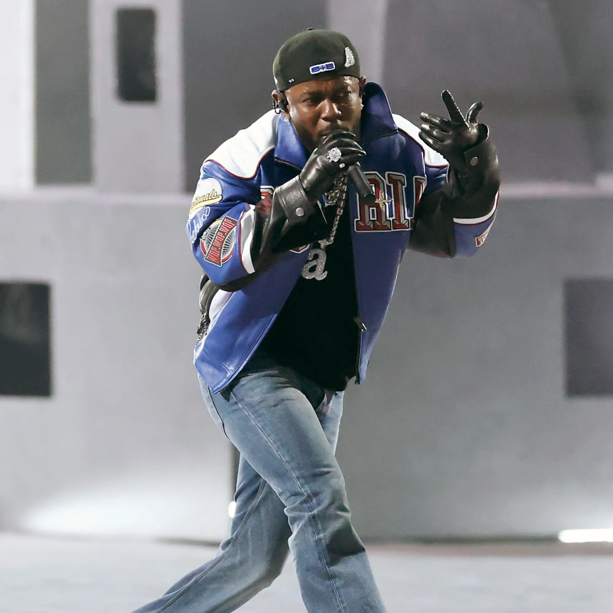 Super Bowl 2025 Halftime Show Gloria Leather Jacket - Image 5