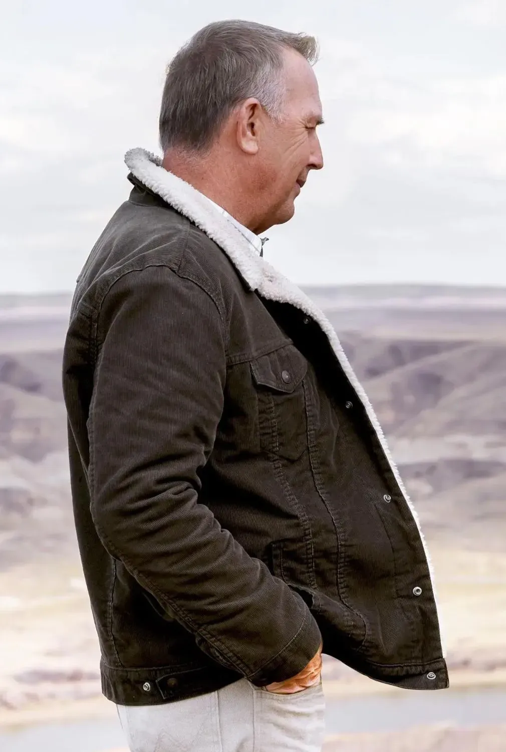 john dutton (kevin costner) brown corduroy jacket